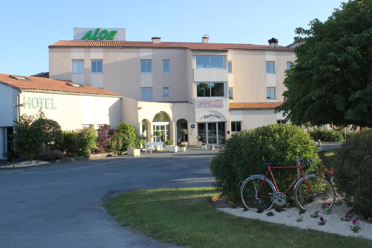Logis Hotel Restaurant Aloe Лес Хербиерс Екстериор снимка
