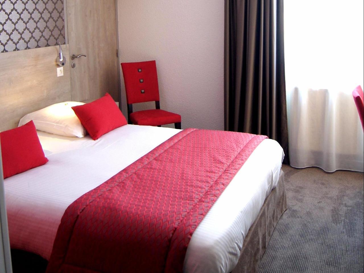 Logis Hotel Restaurant Aloe Лес Хербиерс Екстериор снимка