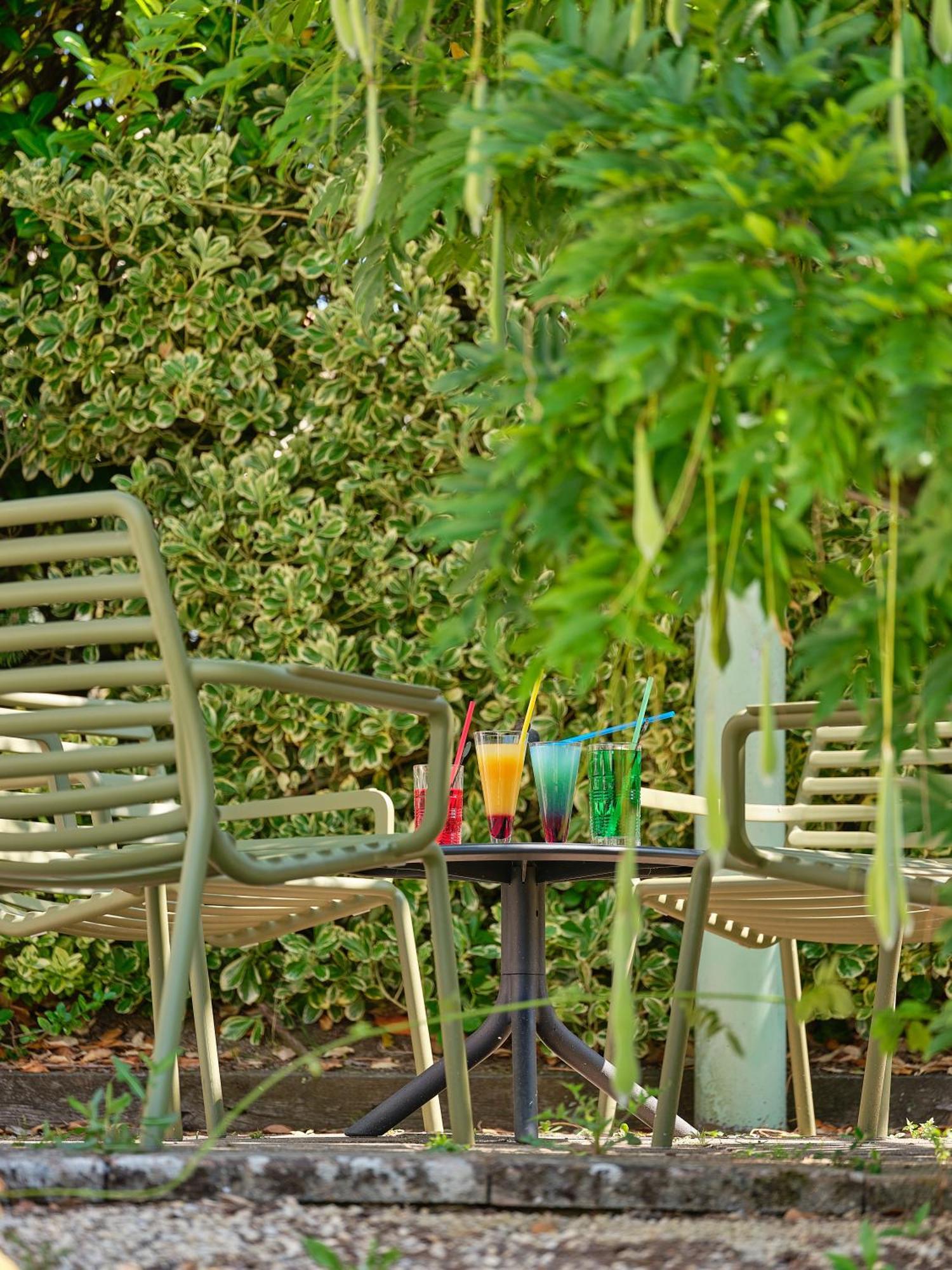Logis Hotel Restaurant Aloe Лес Хербиерс Екстериор снимка